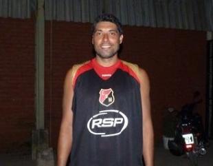 �El domingo vamos a ganar el primer cl�sico de b�squet correntino en primera�