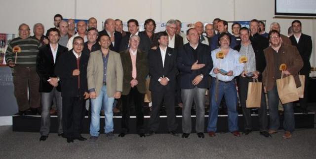 Sionista agasaj� a sponsors y a medios