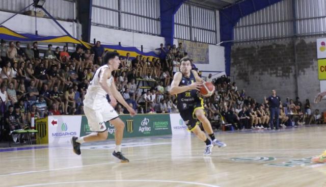 Sur: Centenario y Rocamora se impusieron en casa