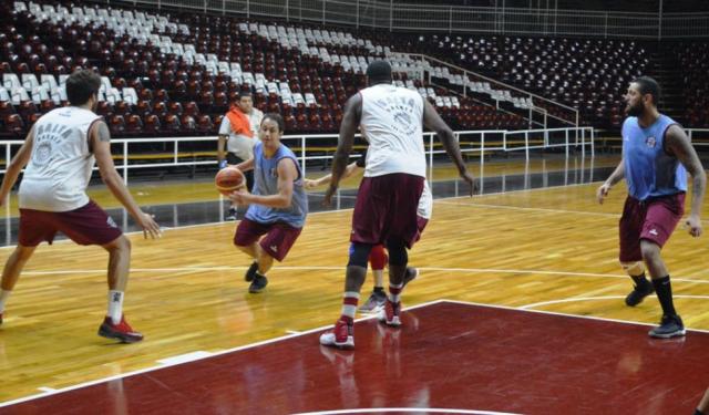 Gerbaudo: "Tenemos muchas ganas de darle alegr�a a los salte�os"